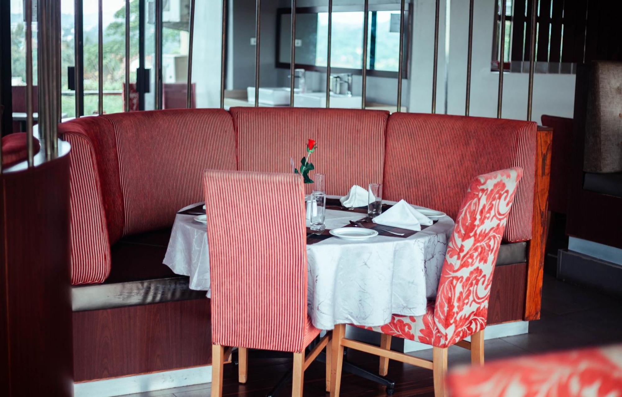 Crossroads Hotel Blantyre Luaran gambar